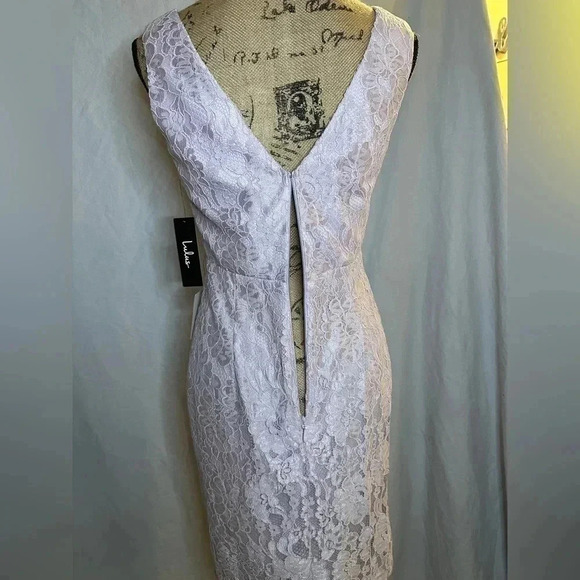 NWT Lulu’s Lilac Lace Midi Dress Size Small - Picture 9 of 15